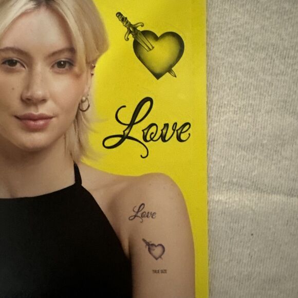 Inkbox Temporary Tattoos, Travis Barker, Love, Heart With Dagger - Picture 2 of 3